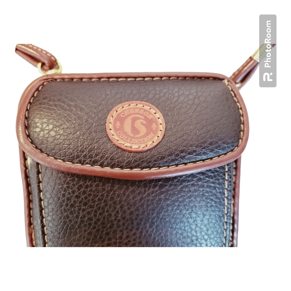 Vintage Purse with built in wallet and card slots - Picture 5 of 9